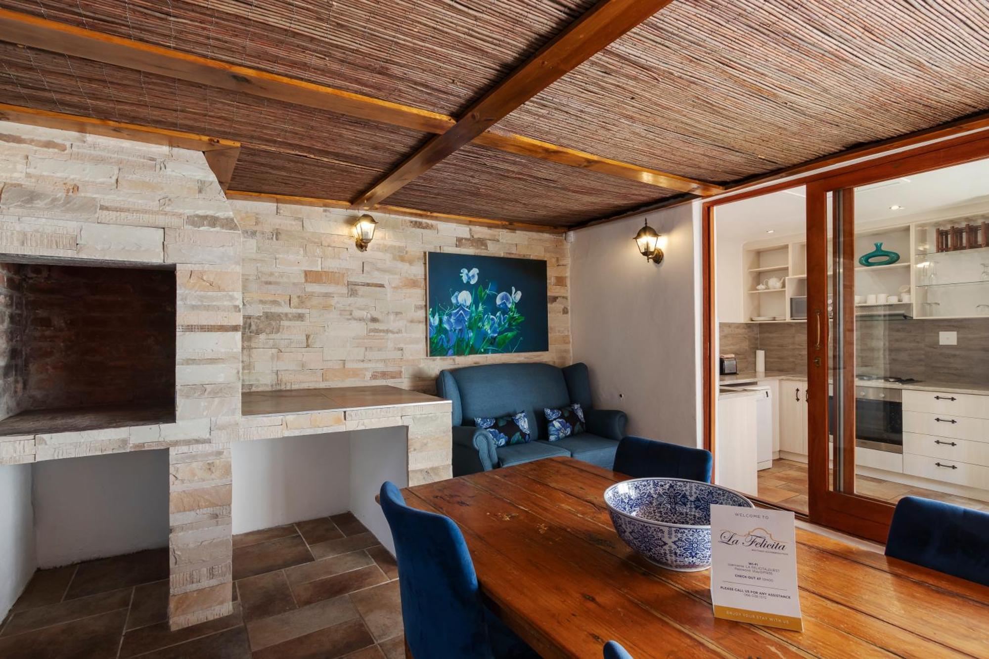 La Felicita Boutique Self Catering Villas Somerset West Room photo